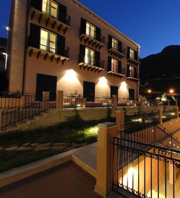 Castellammare Smart Rooms 卡斯泰拉马莱 外观 照片
