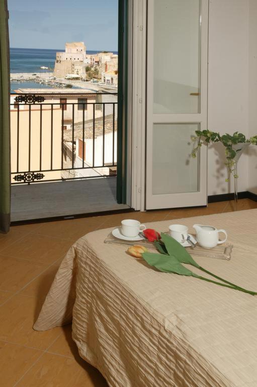 Castellammare Smart Rooms 卡斯泰拉马莱 外观 照片