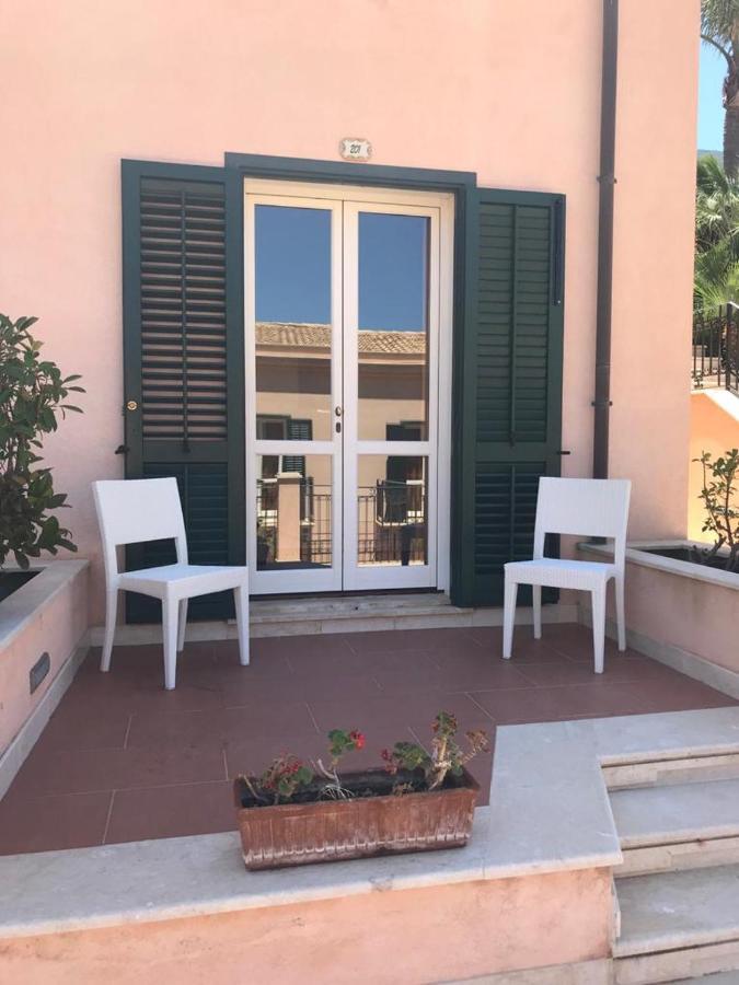 Castellammare Smart Rooms 卡斯泰拉马莱 外观 照片